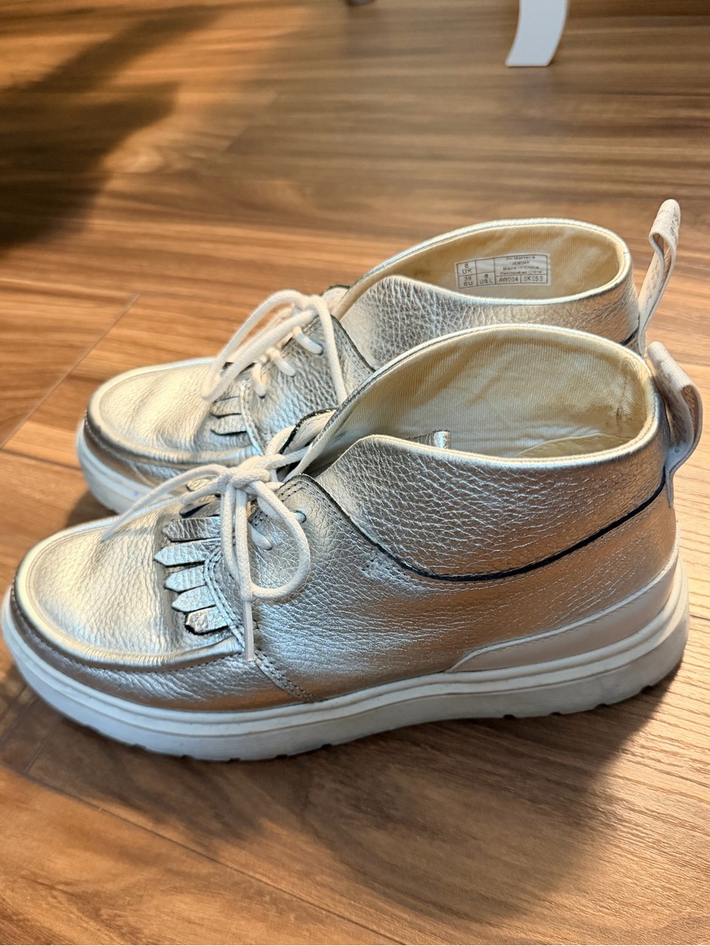 Dr Martens Jemima size EU 39 Silver/White